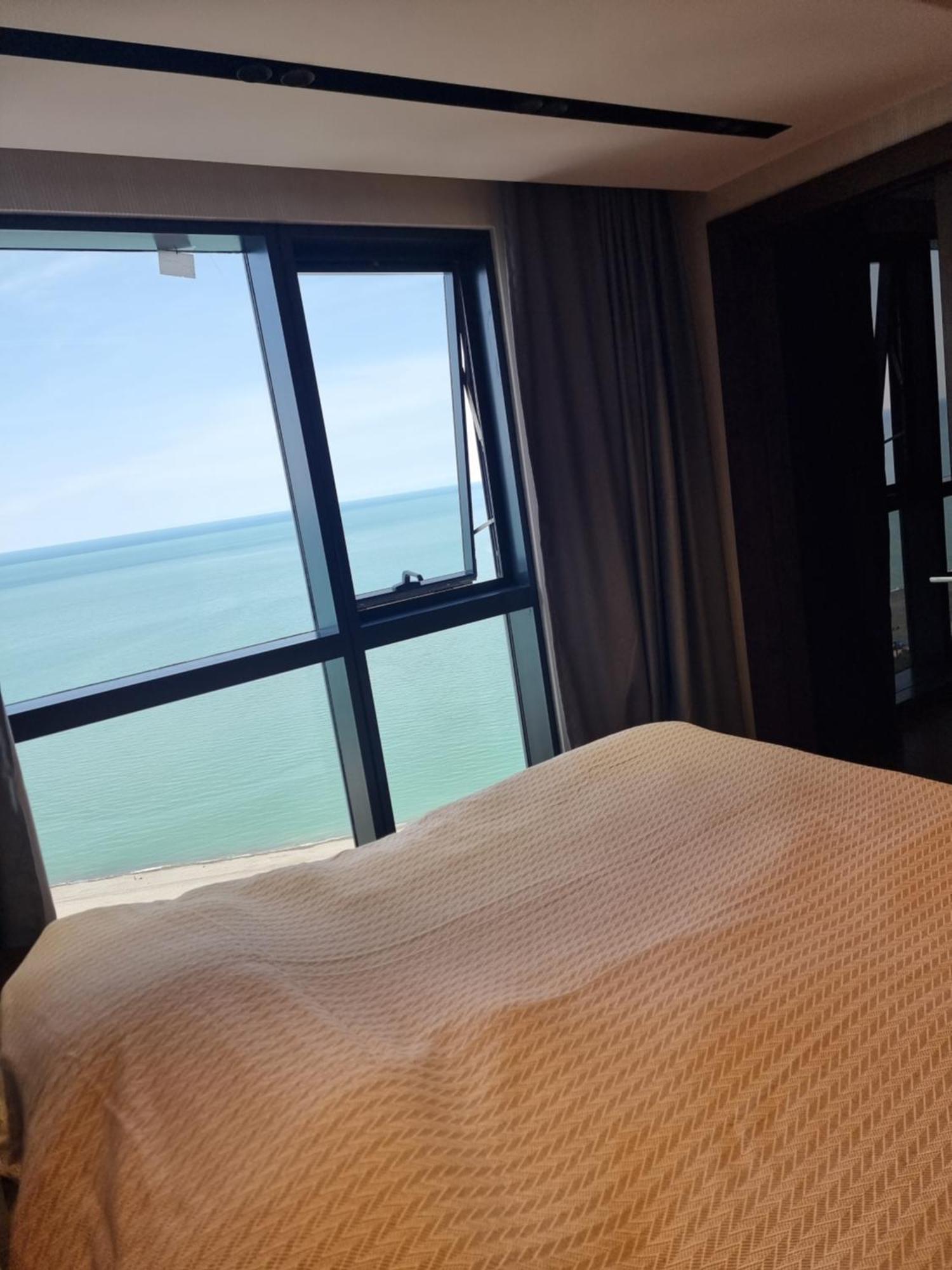 Premium Apartment In Porta Batumi Tower Ngoại thất bức ảnh