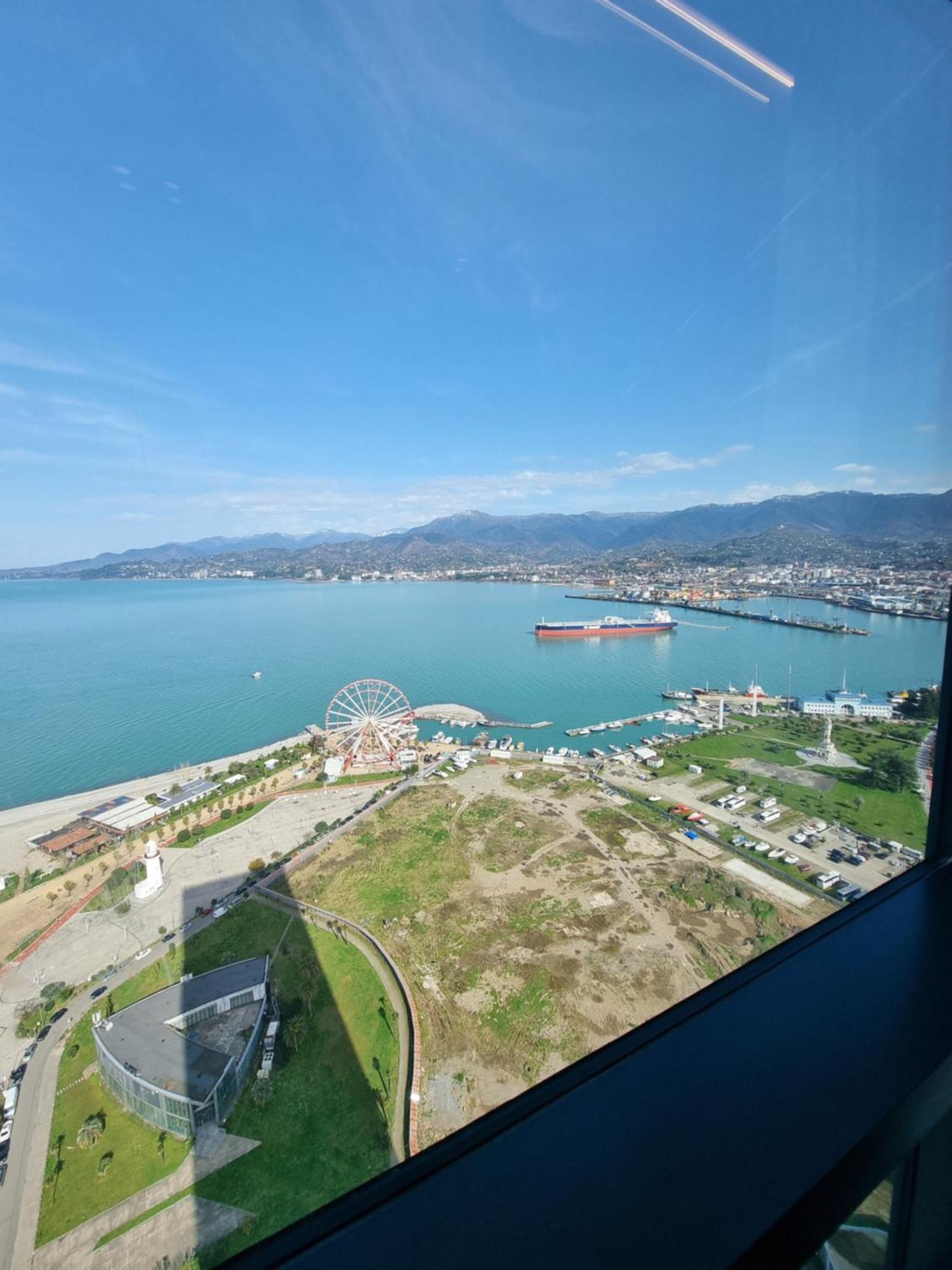 Premium Apartment In Porta Batumi Tower Ngoại thất bức ảnh