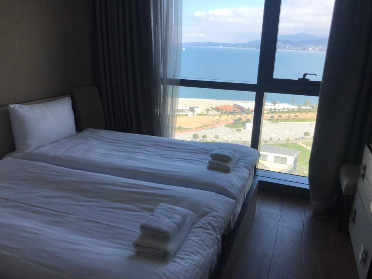Premium Apartment In Porta Batumi Tower Ngoại thất bức ảnh