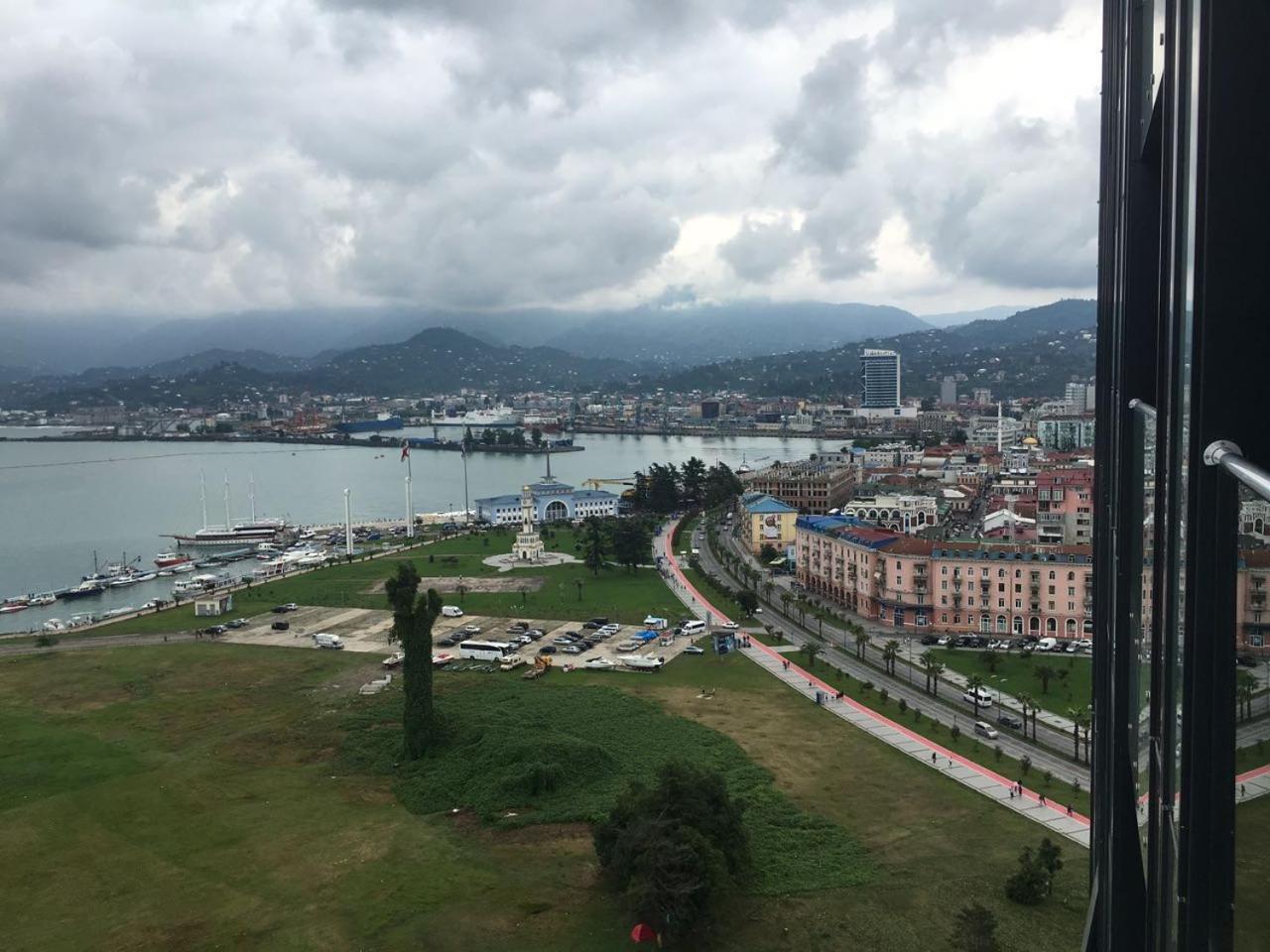 Premium Apartment In Porta Batumi Tower Ngoại thất bức ảnh