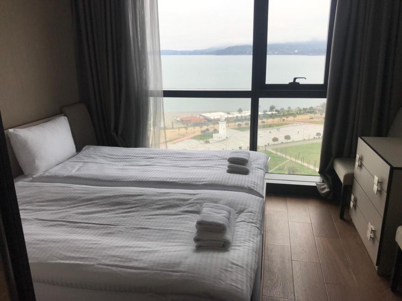Premium Apartment In Porta Batumi Tower Ngoại thất bức ảnh