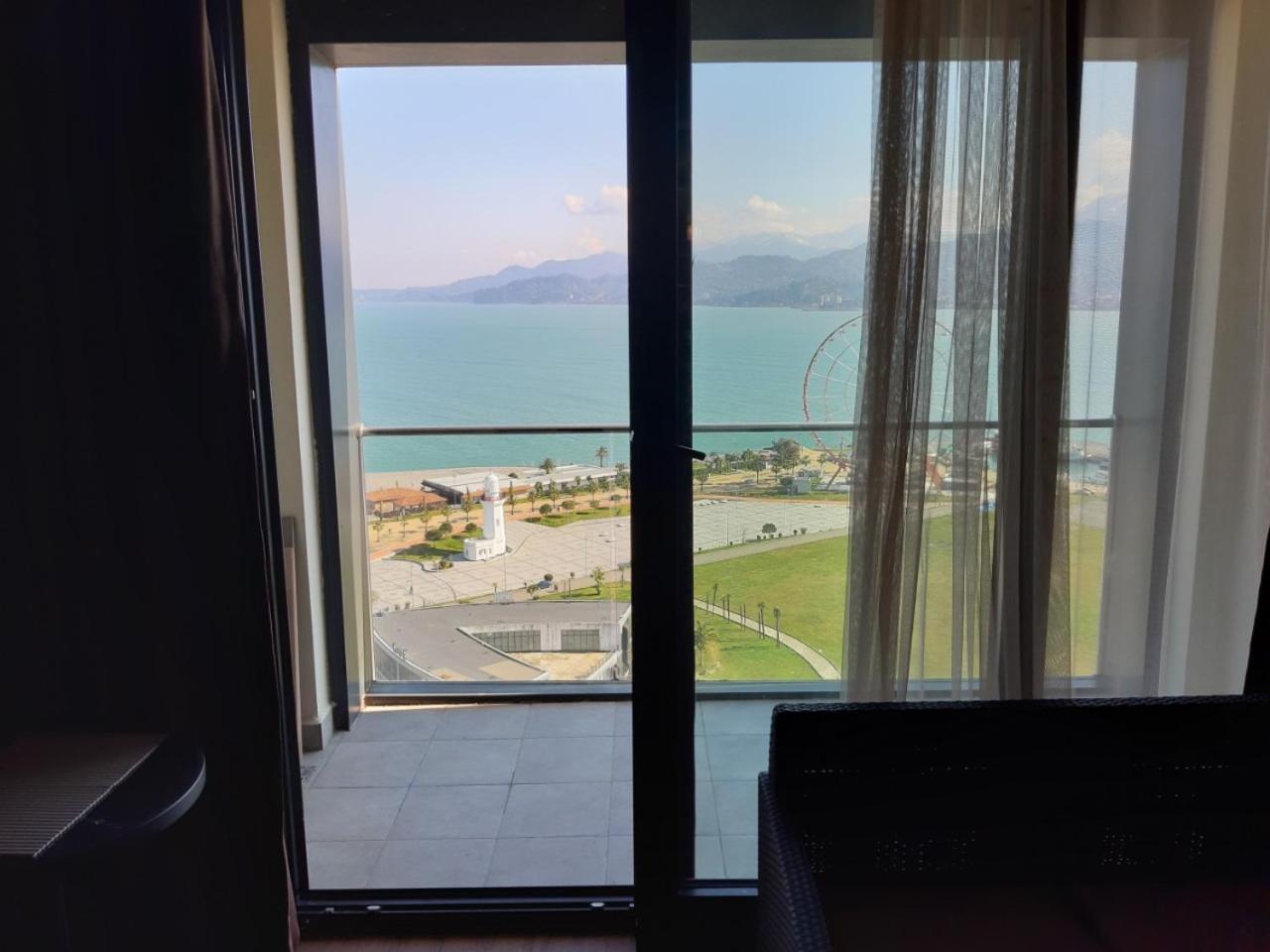 Premium Apartment In Porta Batumi Tower Ngoại thất bức ảnh